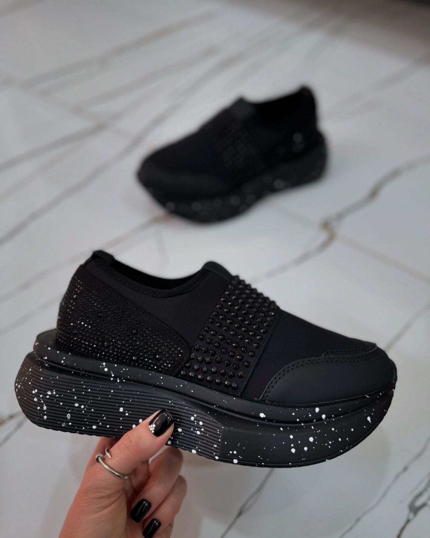 Rhinestone elastic breathable casual shoes