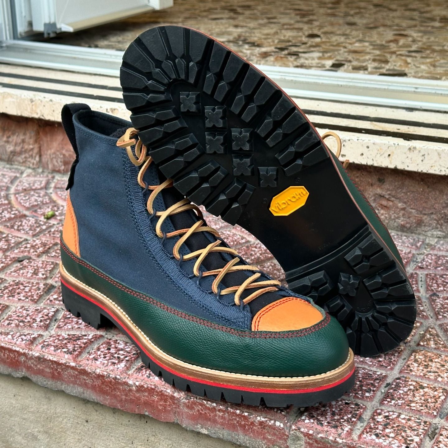 Autumn and winter hand-turned leather Martin boots