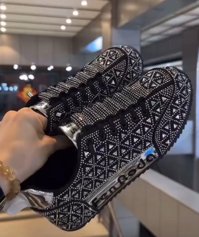 Men's diamond-encrusted heighten casual shoes