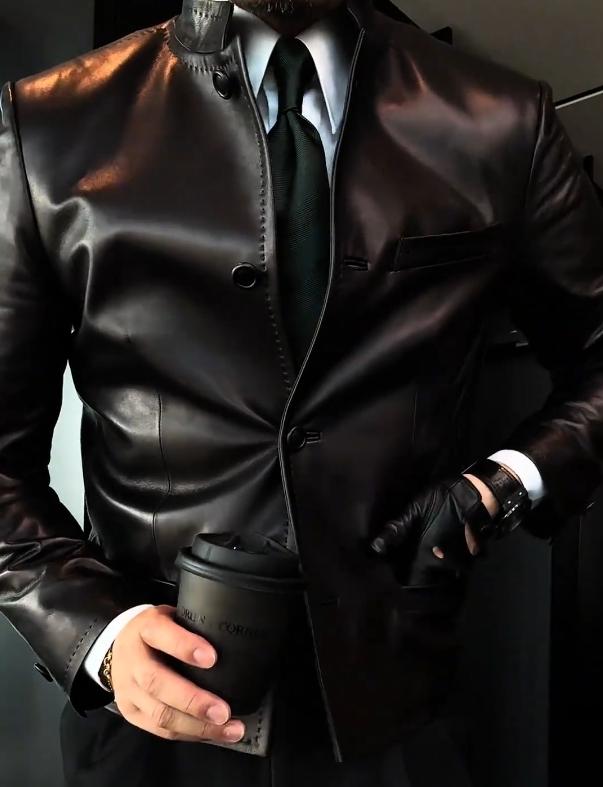 Men's high-quality stand-up collar hand-sewn leather clothing