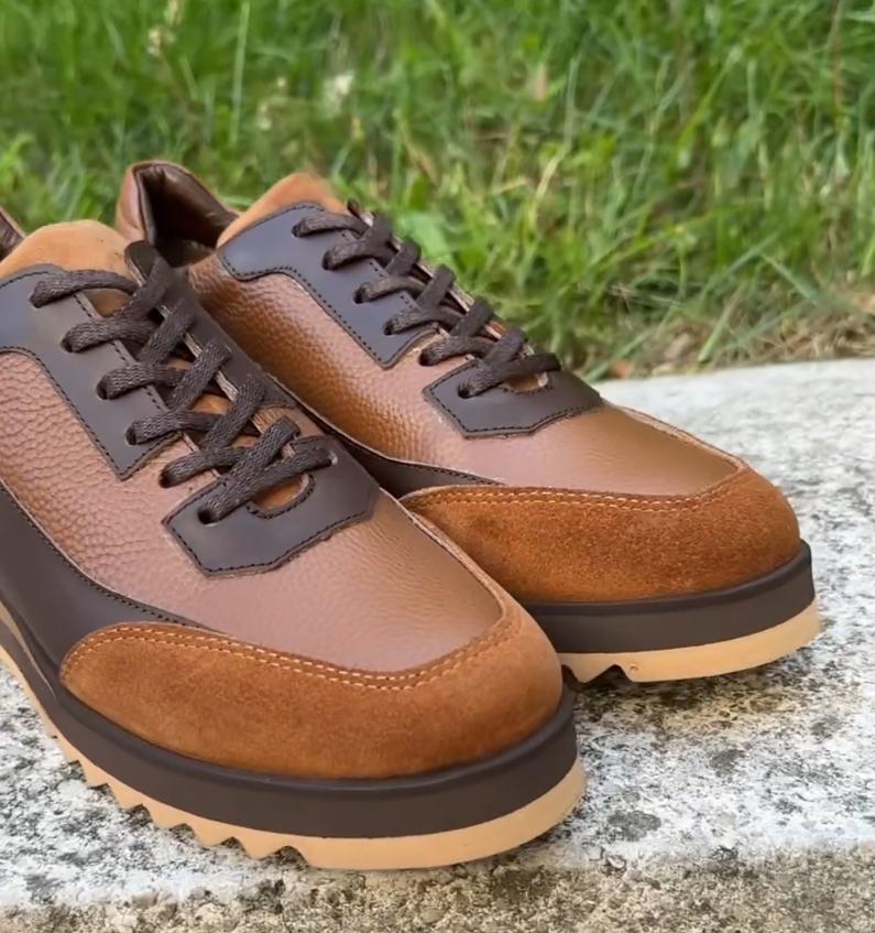 Dark brown leather stitching casual shoes