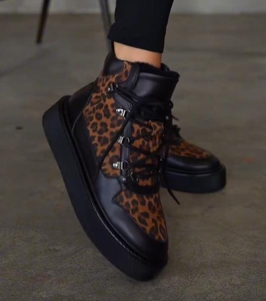 Women's round-headed leopard print fashion booties